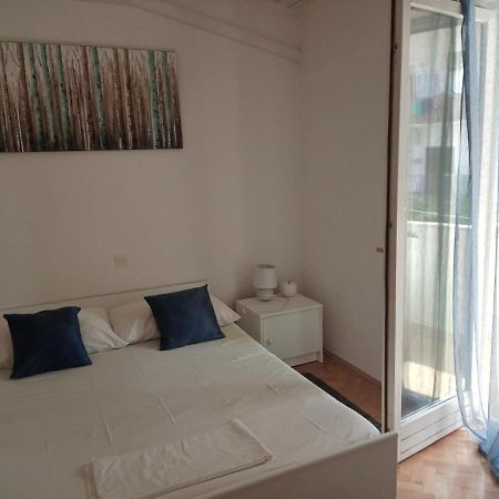 Apartman Biokovo Baška Voda Esterno foto